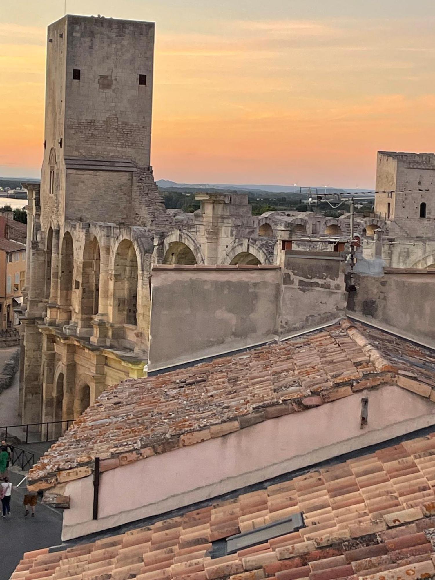 Le Petit Arles Leilighet Eksteriør bilde